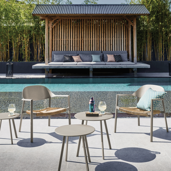 Set Lounge BAGE 2 Fauteuils et 1 Table